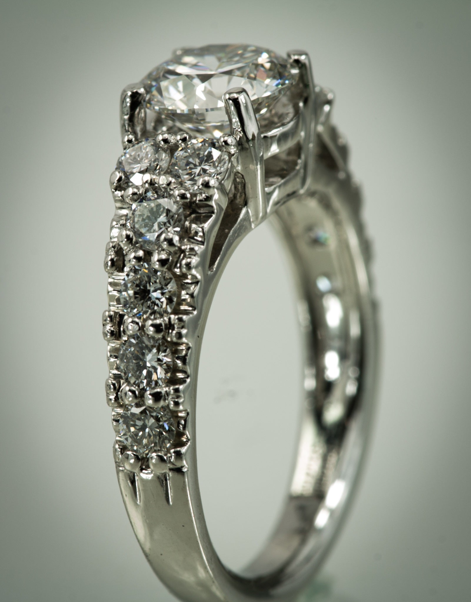 2.00 Carat Diamond Platinum Ring