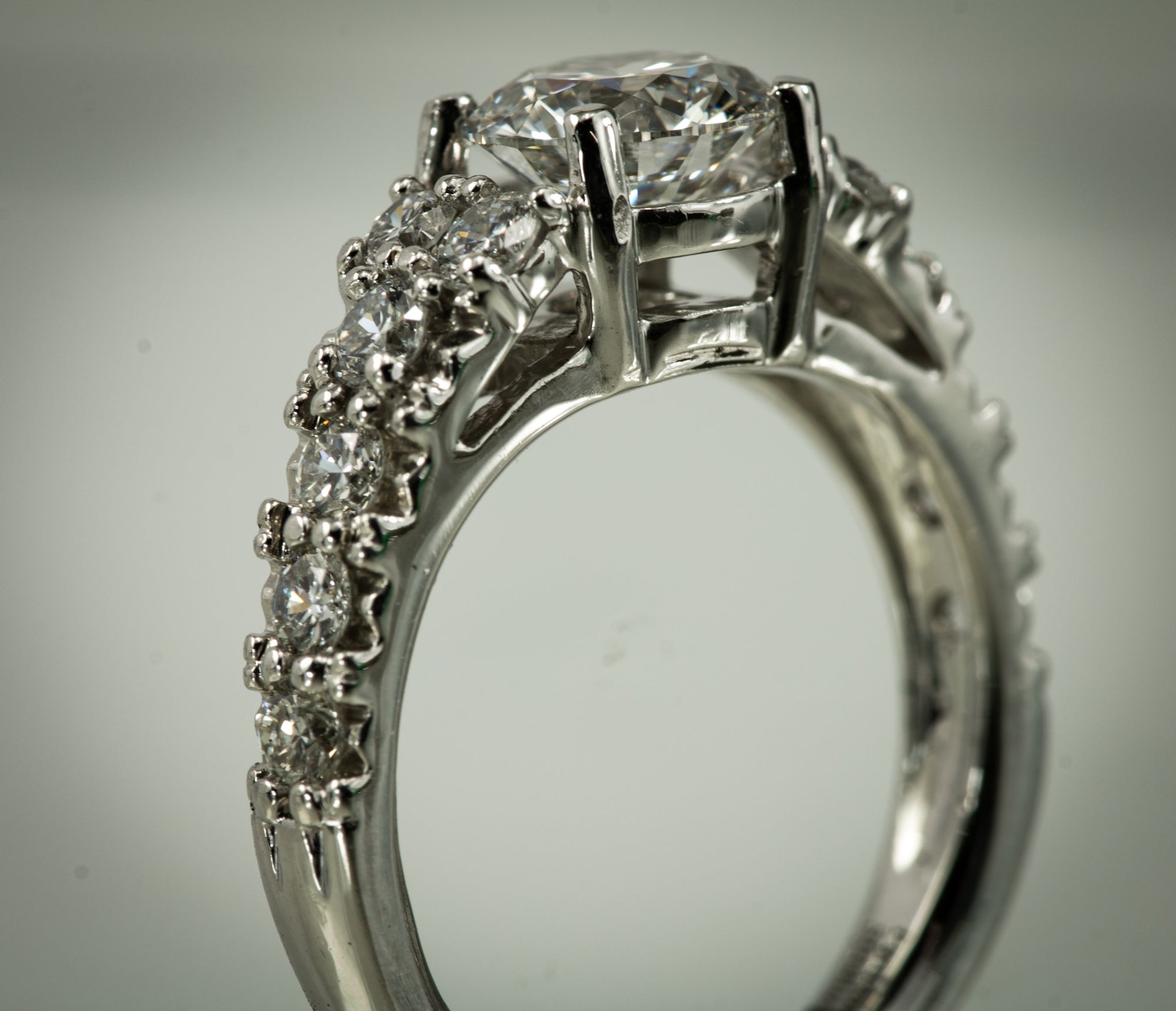 2.00 Carat Diamond Platinum Ring