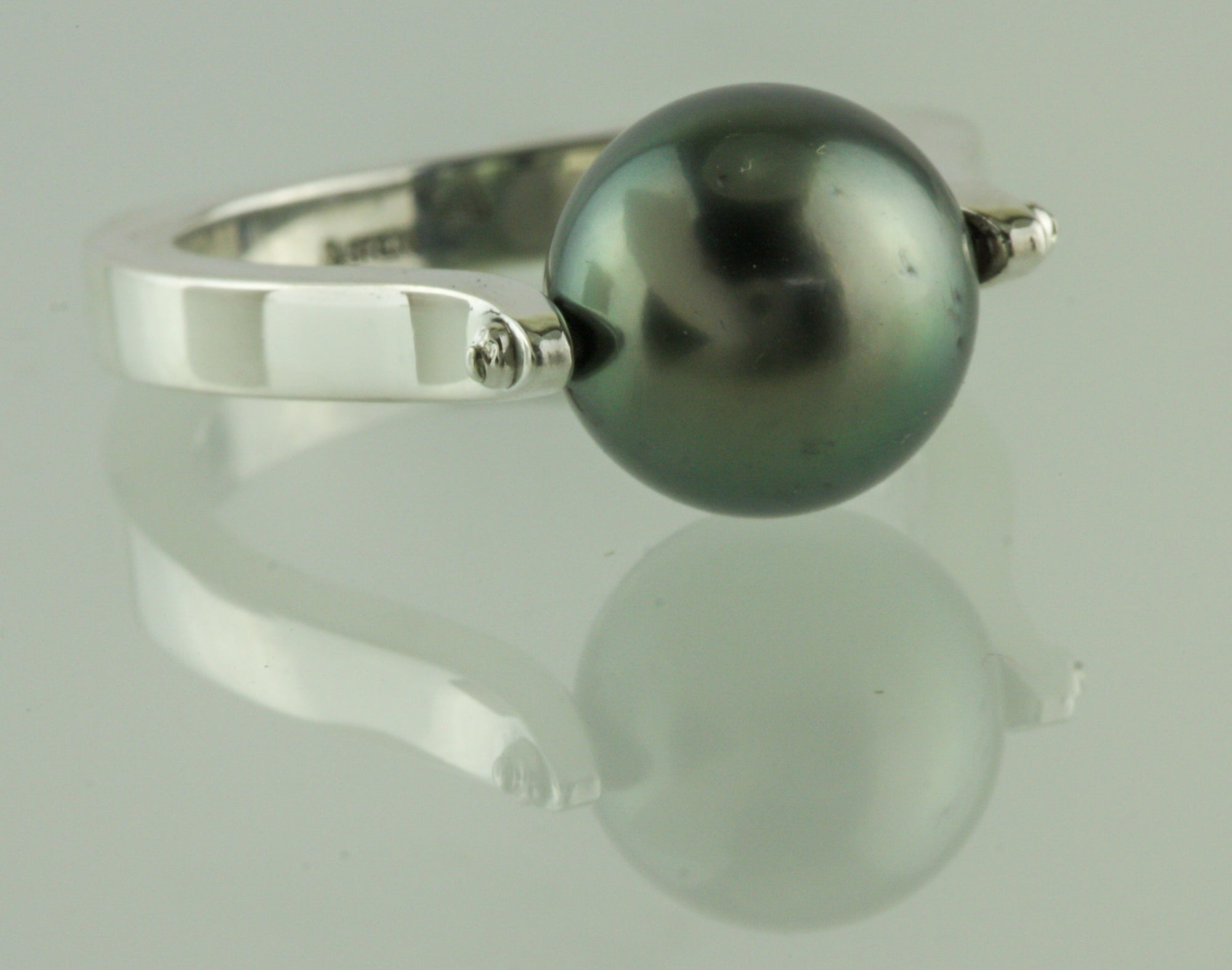 Cook Island South Sea Pearl Sterling Ring